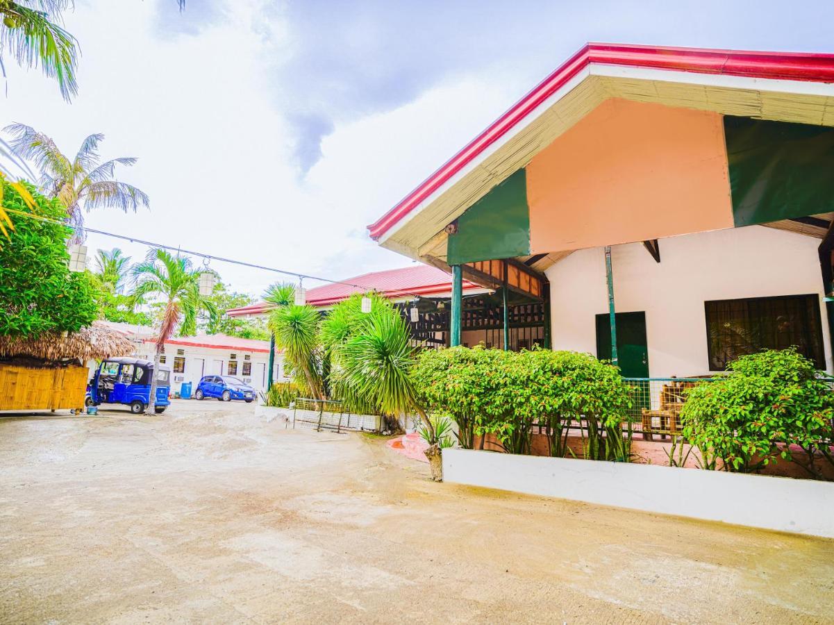 Balibago Oyo 875 Madhavi Beach Resort المظهر الخارجي الصورة